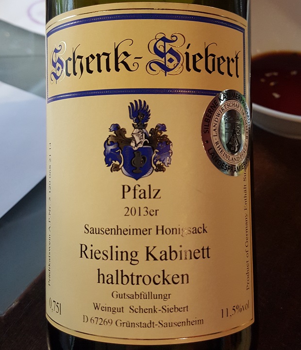 Wino do sushi -Weingut Schenk-Siebert Hönigsack Riesling Kabinett halbtrocken 2013
